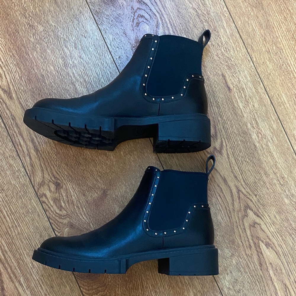Coach Lory Bootie - Picture 5 of 7